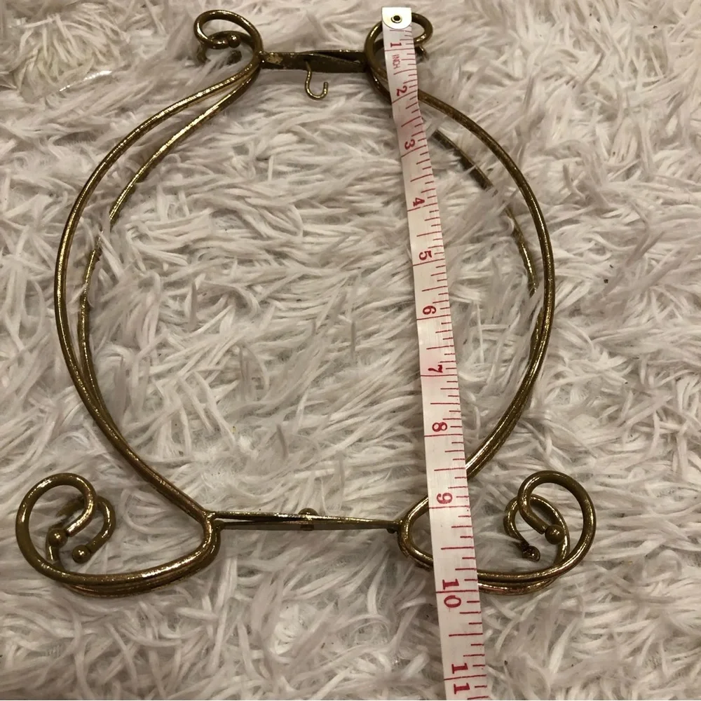 Pier 1 Single Gold Ornament Stand Holder